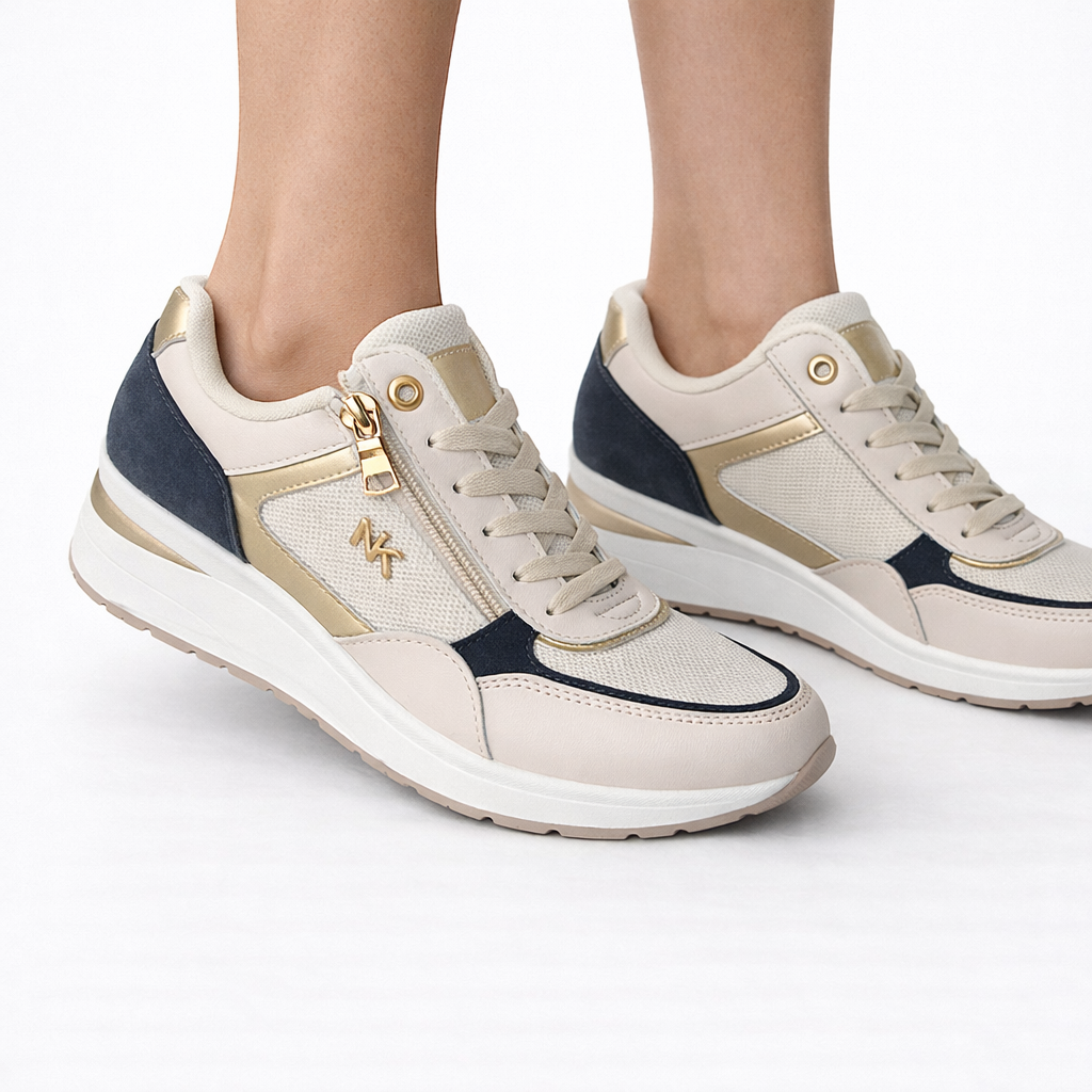 Elara Chelsea LightStep
